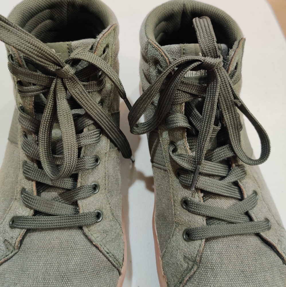 Dream Seek Hi-Top Olive Green Sneakers